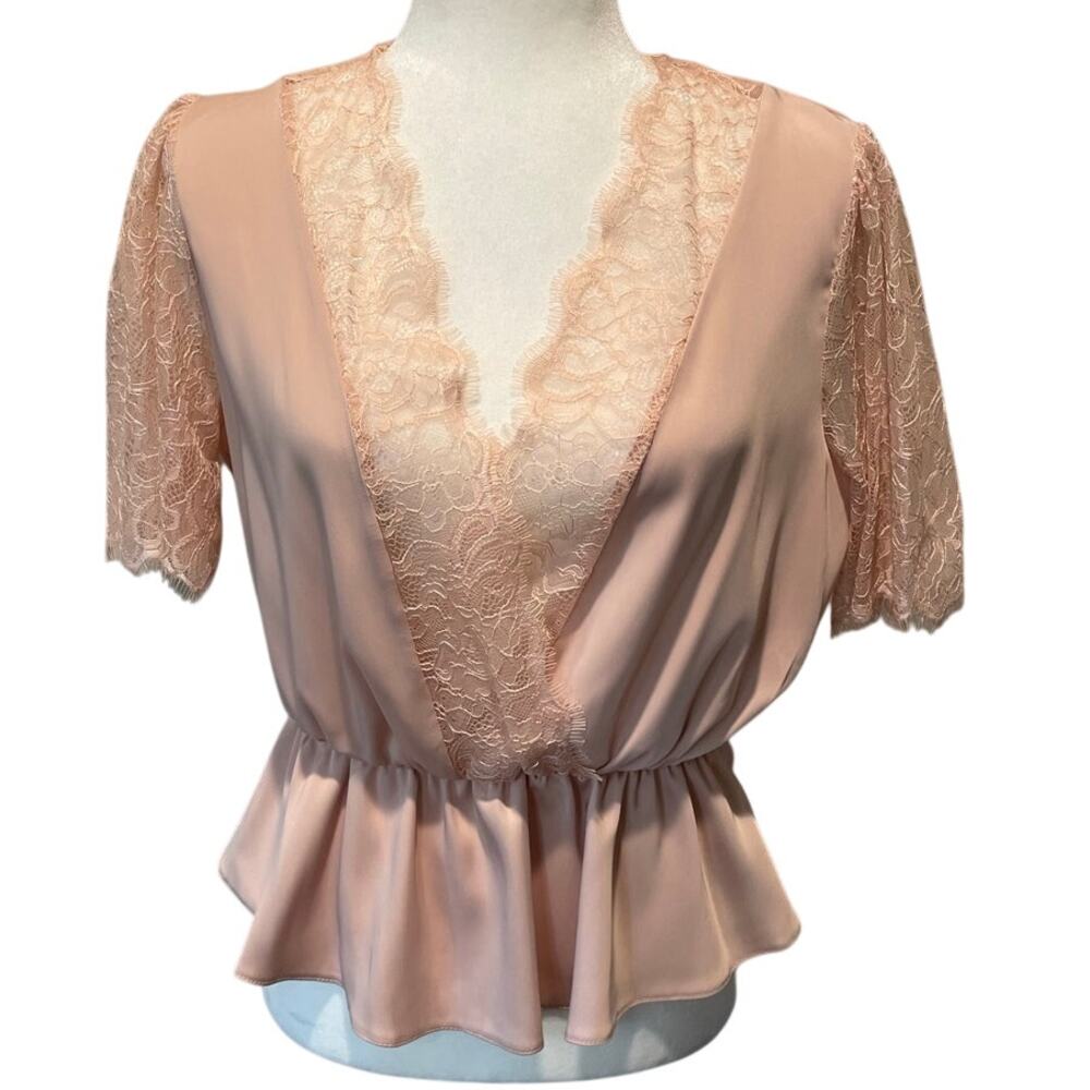 ASOS NWT Peplum Satin Blouse Sz 8 Lace V-Neck Pink Romantic Balletcore Coquette